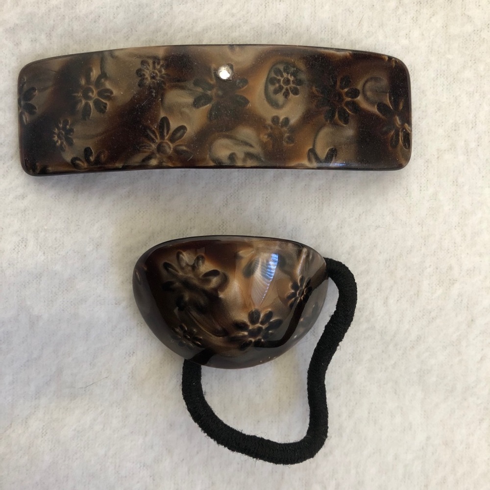 NWOT Set of 6 Large Barrettes and Pony Tail Holder - Picture 2 of 5